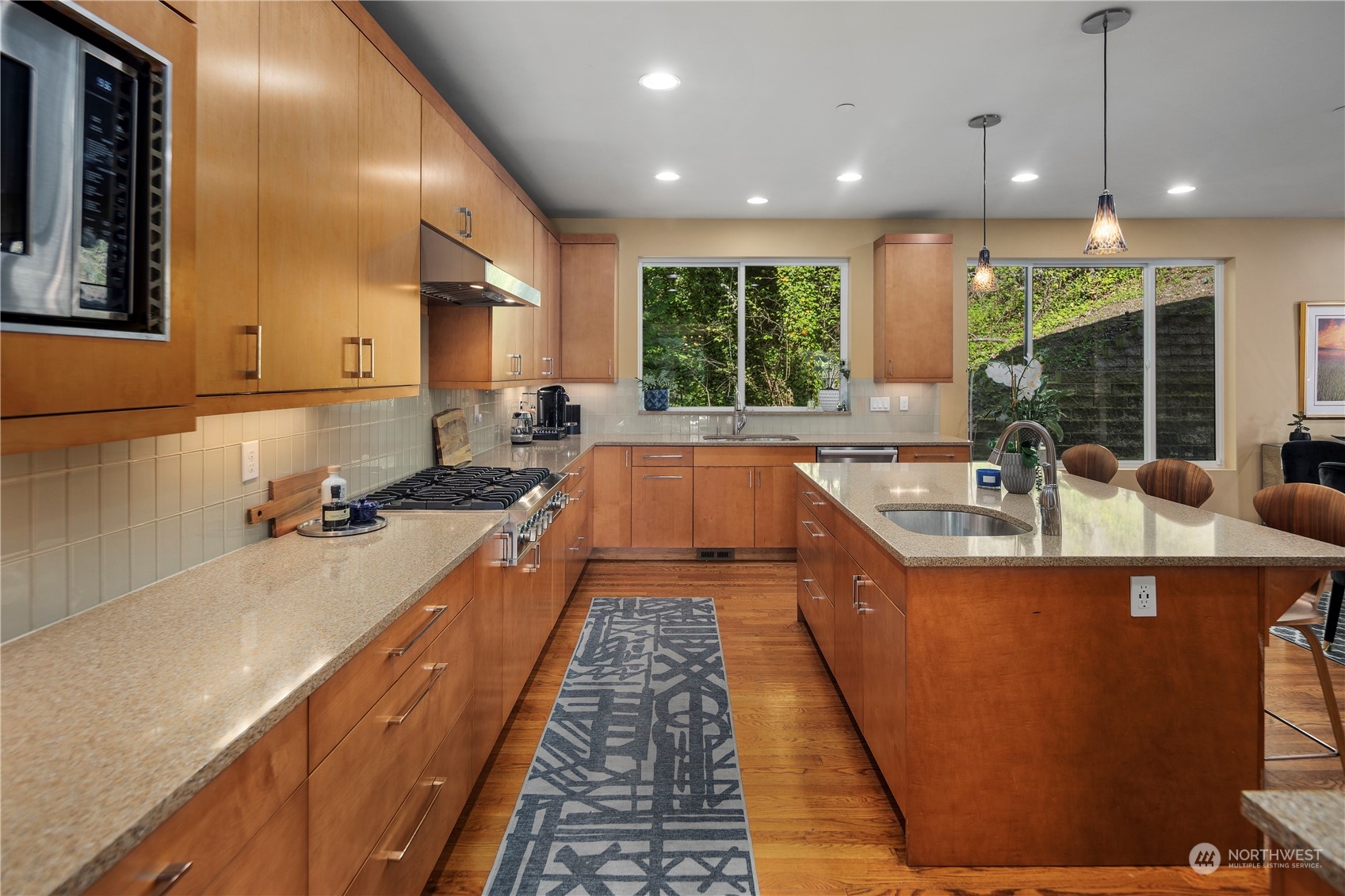 1847 W Lake Sammamish SE