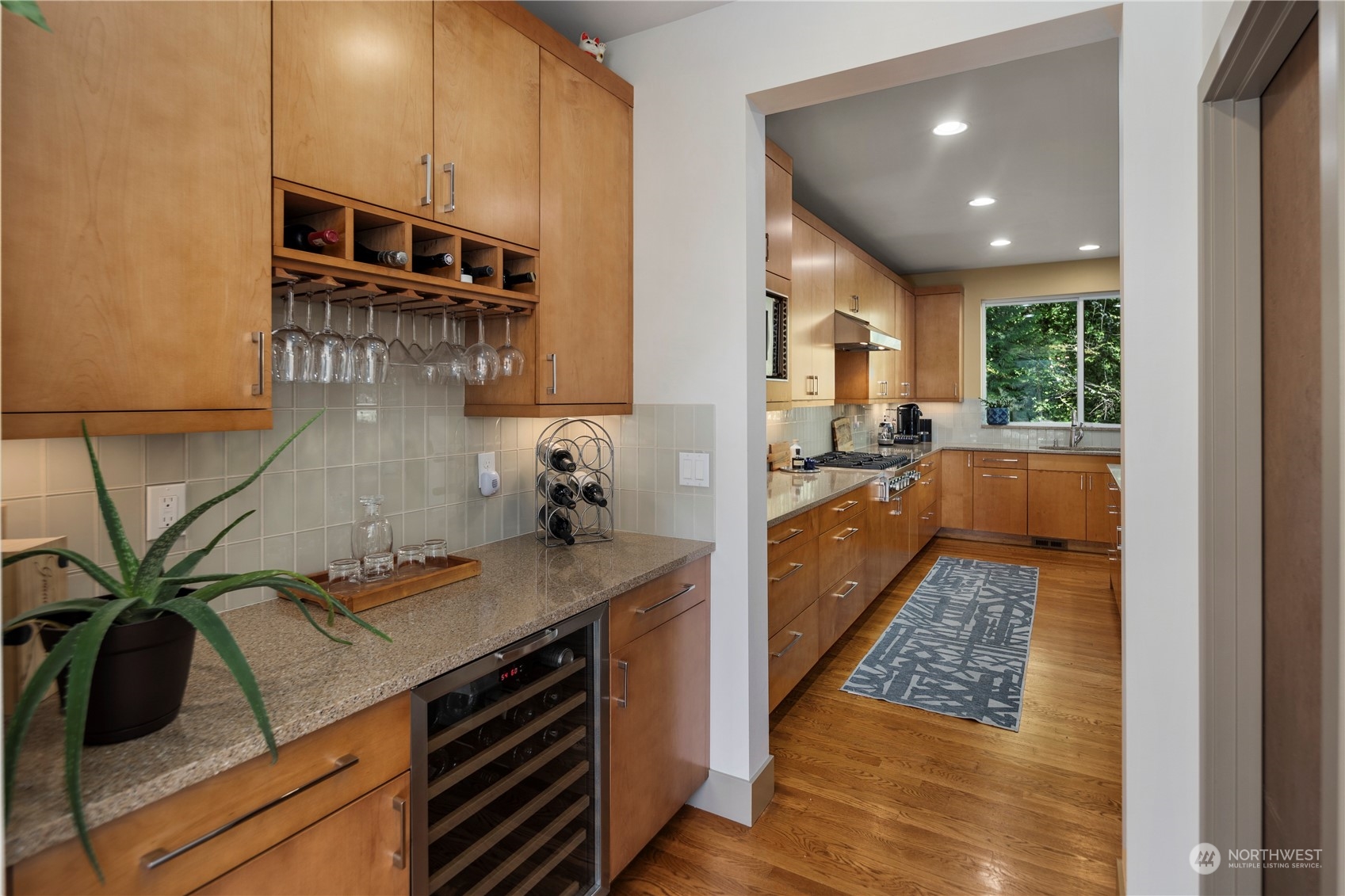 1847 W Lake Sammamish SE