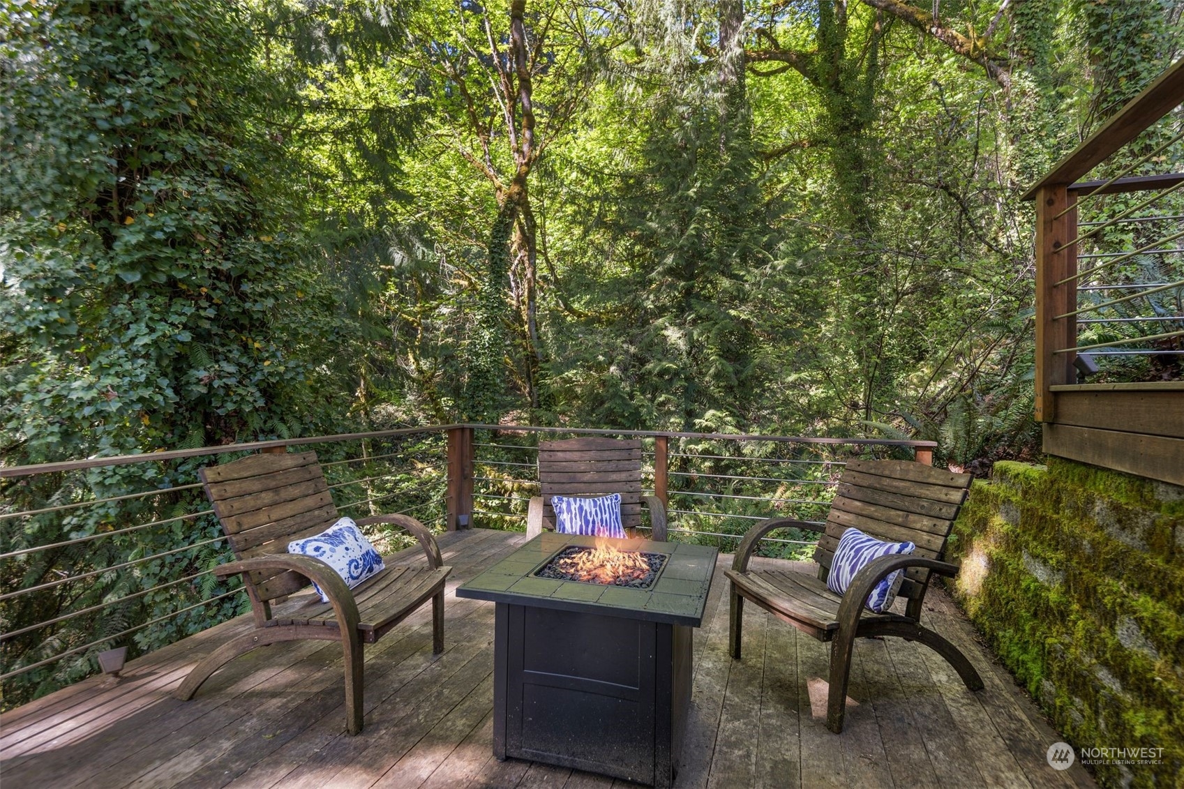 1847 W Lake Sammamish SE