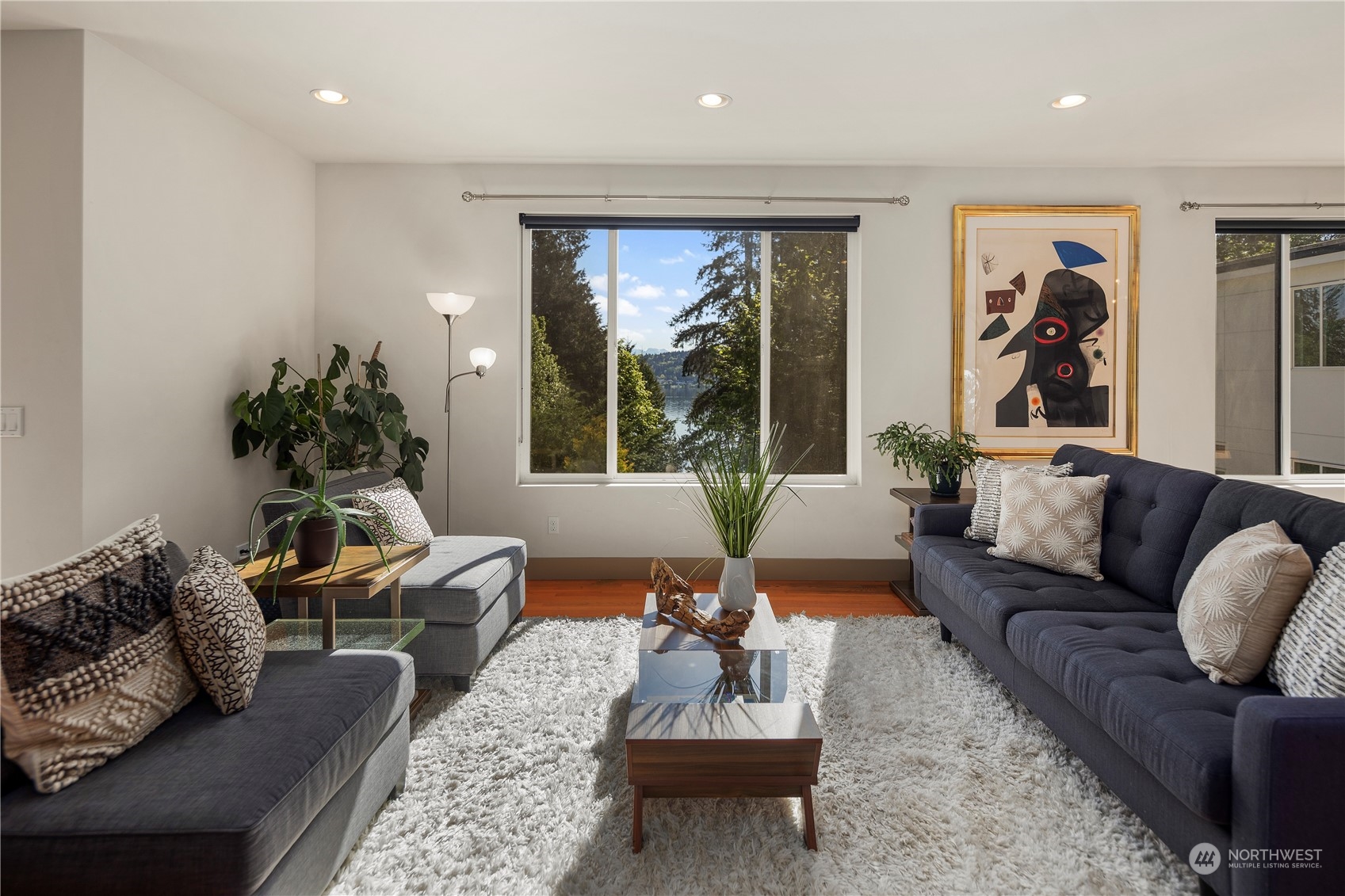 1847 W Lake Sammamish SE