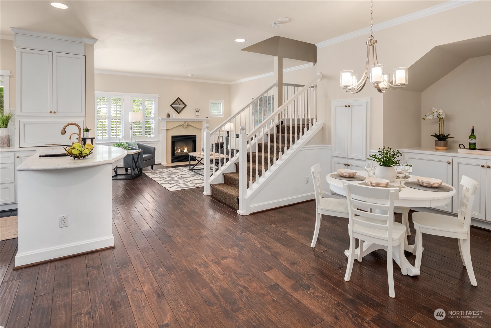 3733 101st Way NE Unit: 605