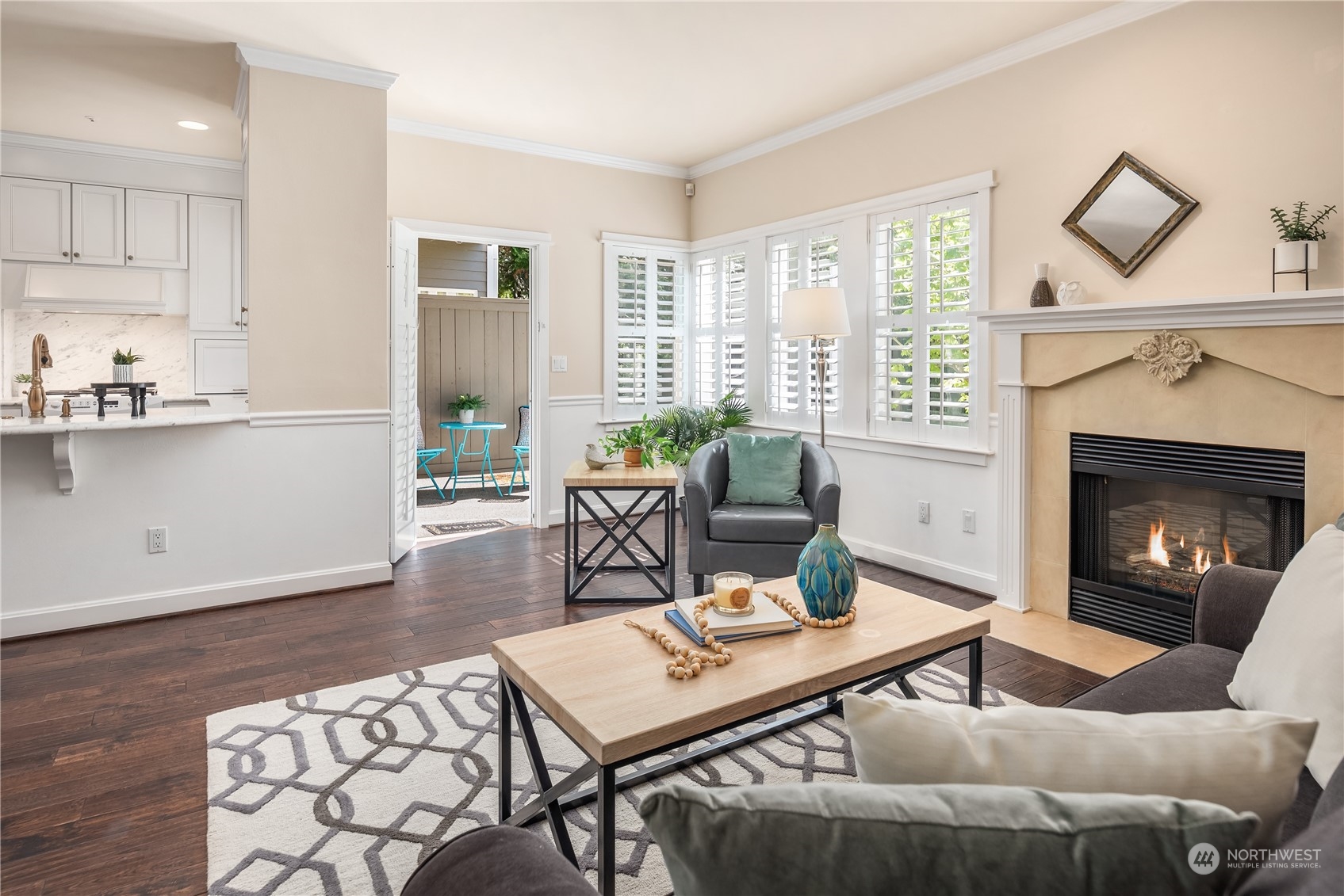 3733 101st Way NE Unit: 605