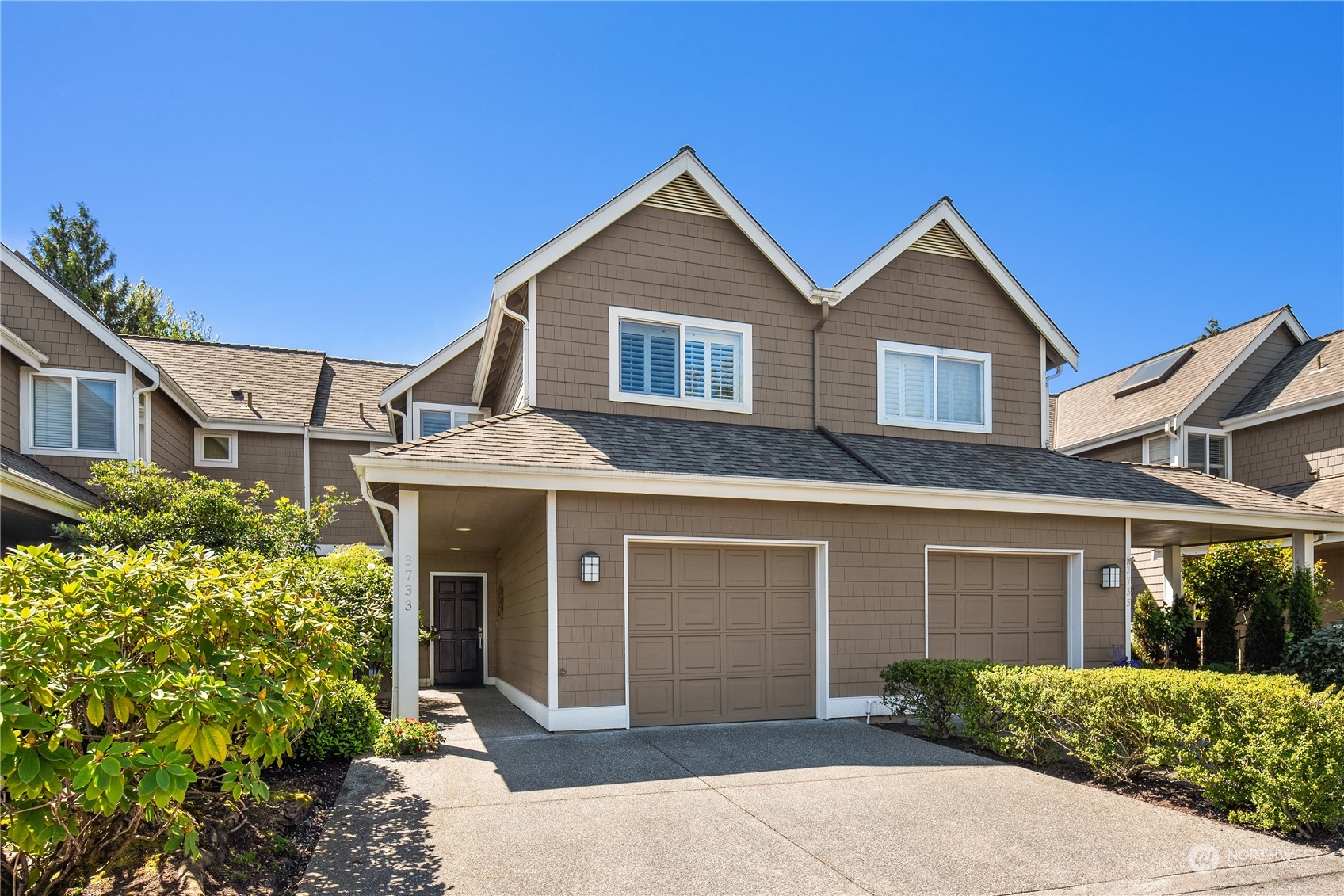 3733 101st Way NE Unit: 605