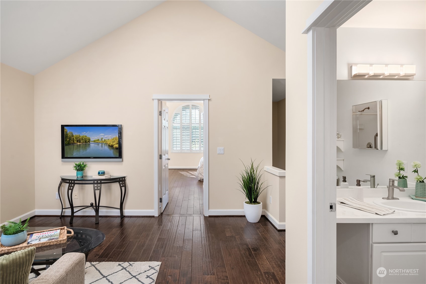 3733 101st Way NE Unit: 605