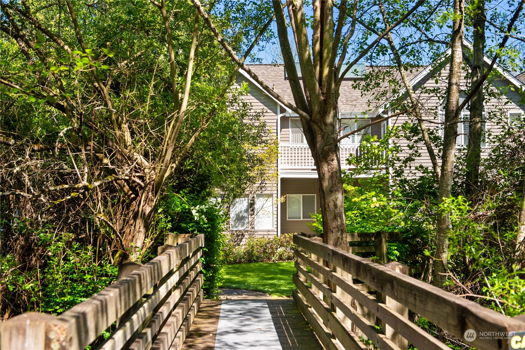 3733 101st Way NE Unit: 605