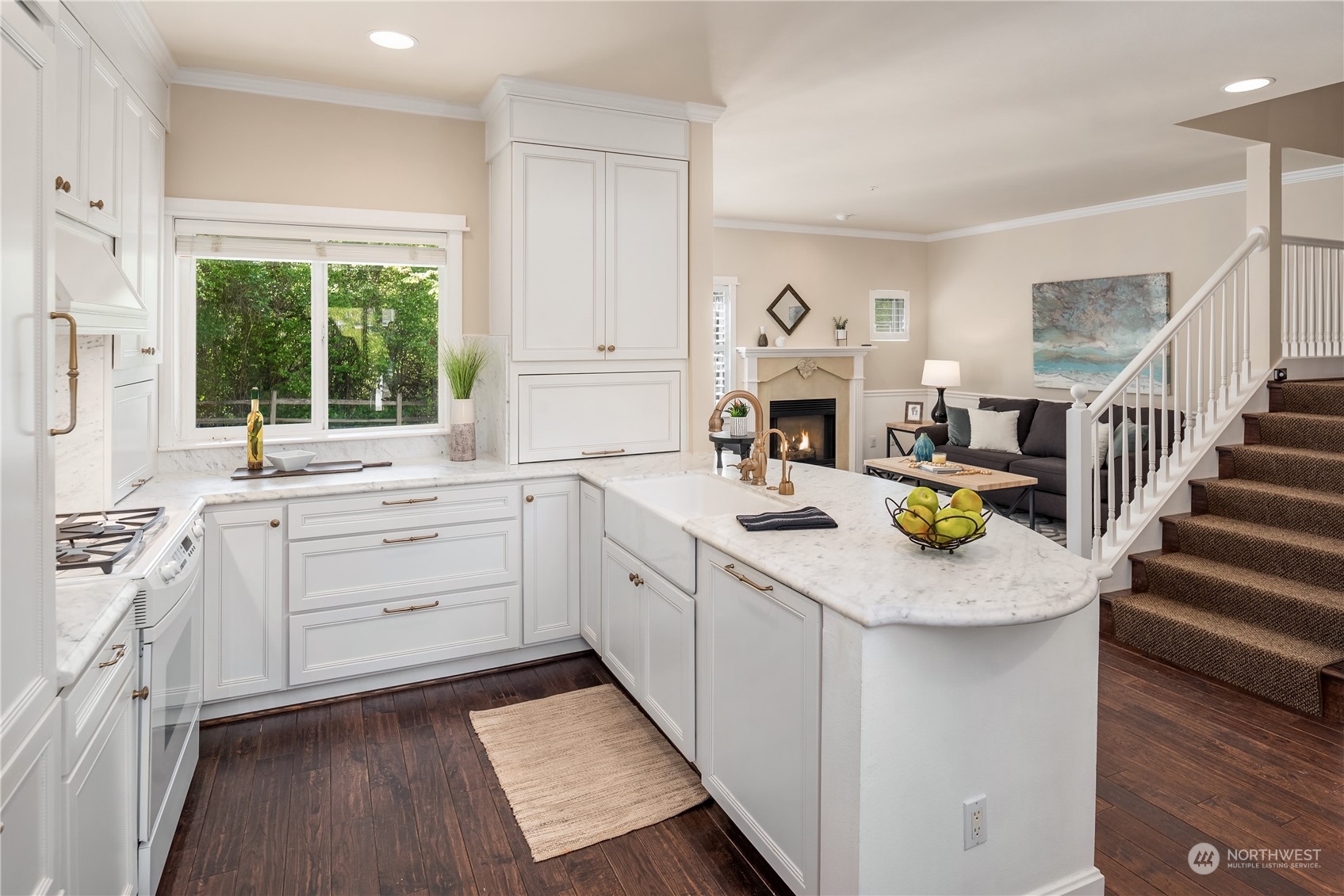 3733 101st Way NE Unit: 605