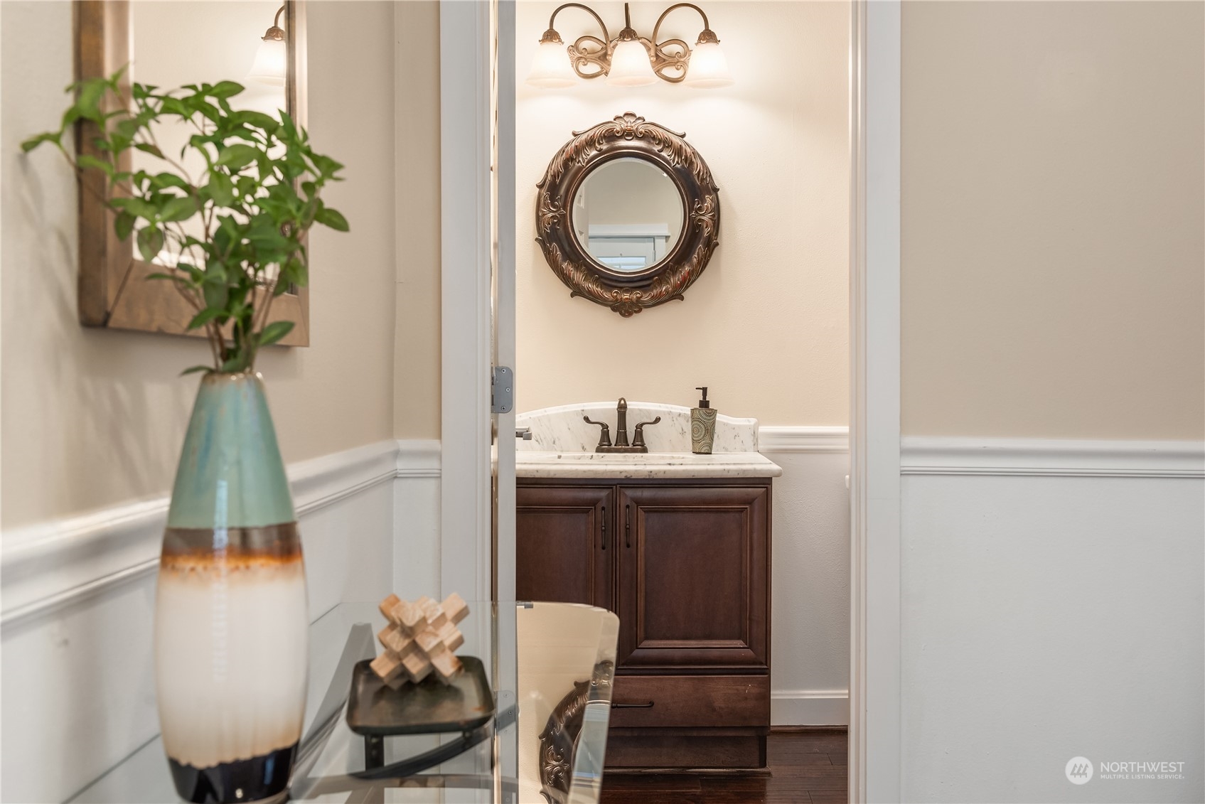 3733 101st Way NE Unit: 605