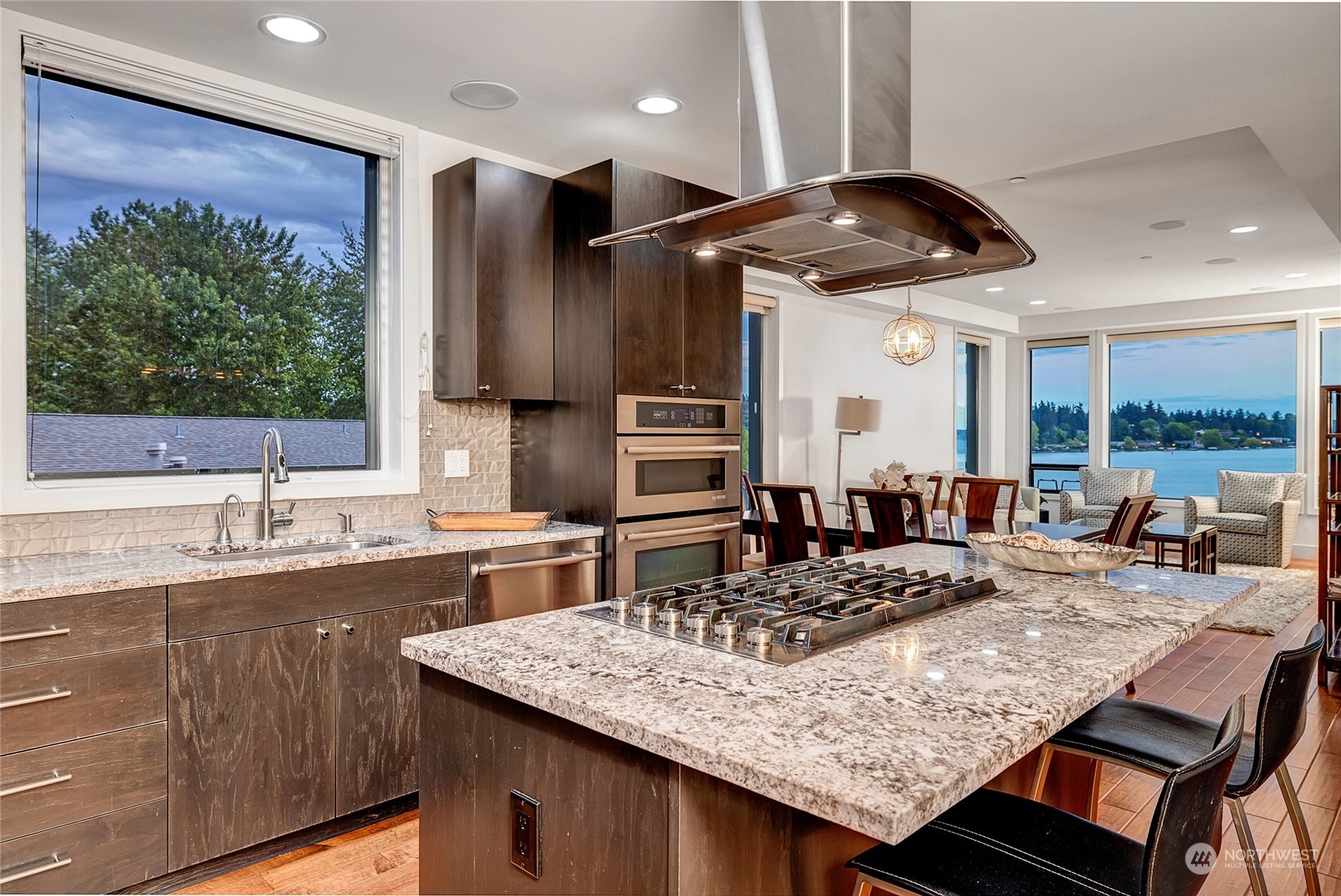 9123 NE Juanita Drive Unit: 411