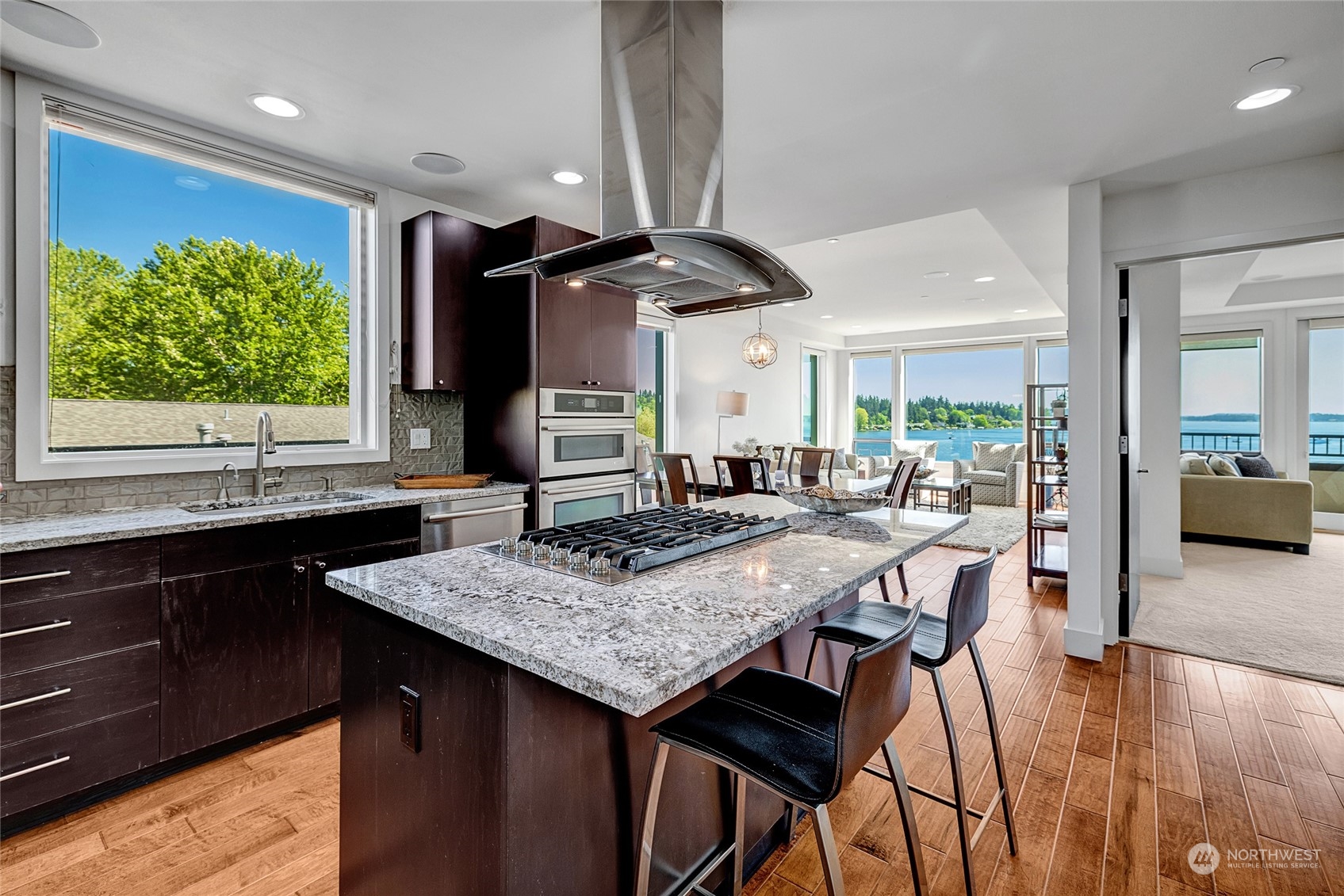 9123 NE Juanita Drive Unit: 411