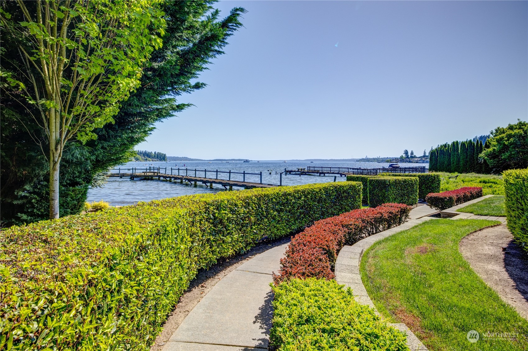 9123 NE Juanita Drive Unit: 411