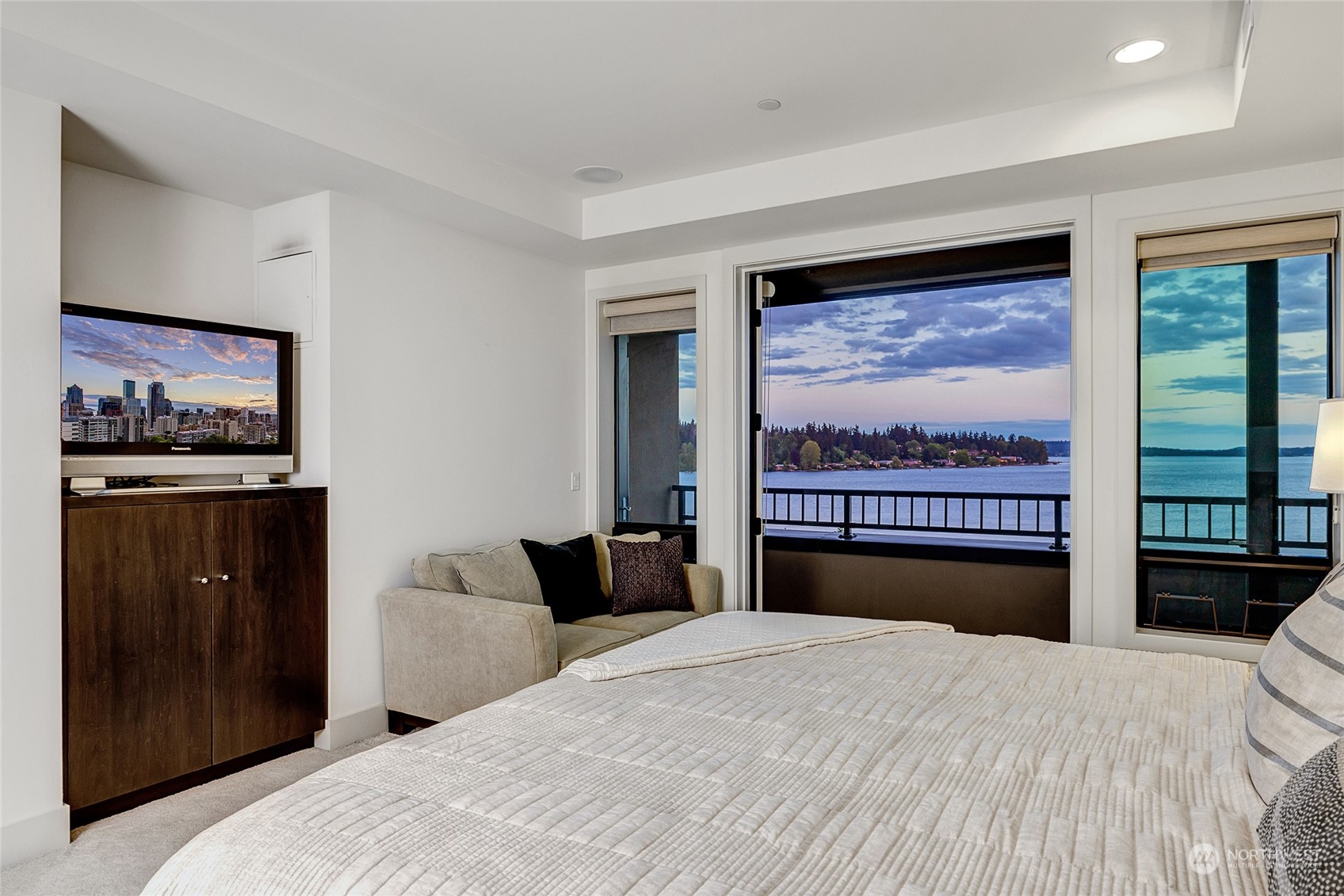 9123 NE Juanita Drive Unit: 411
