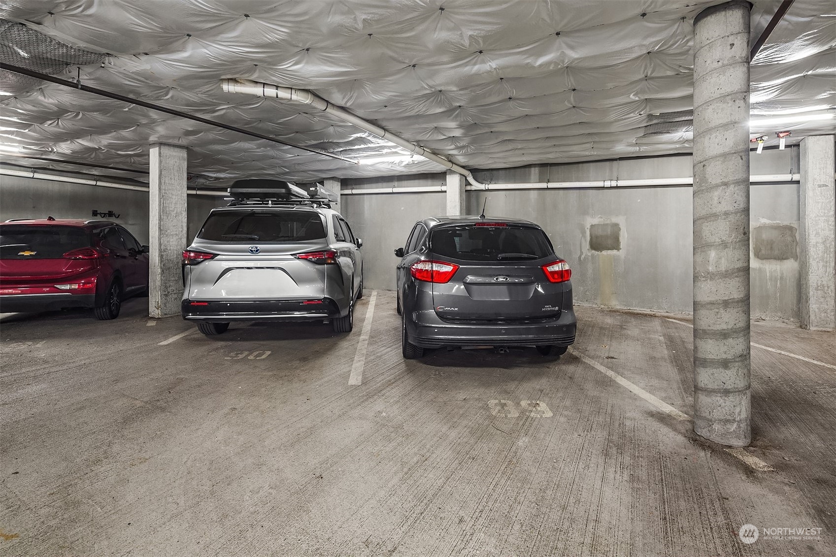 827 Hiawatha Place S Unit: 104