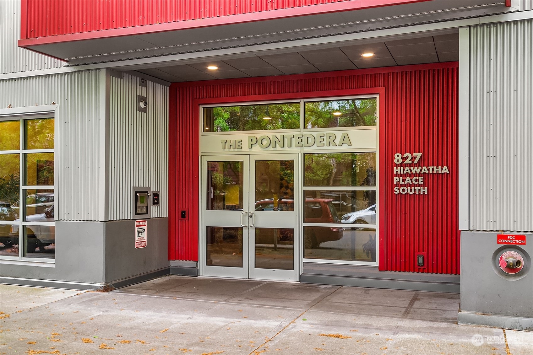 827 Hiawatha Place S Unit: 104