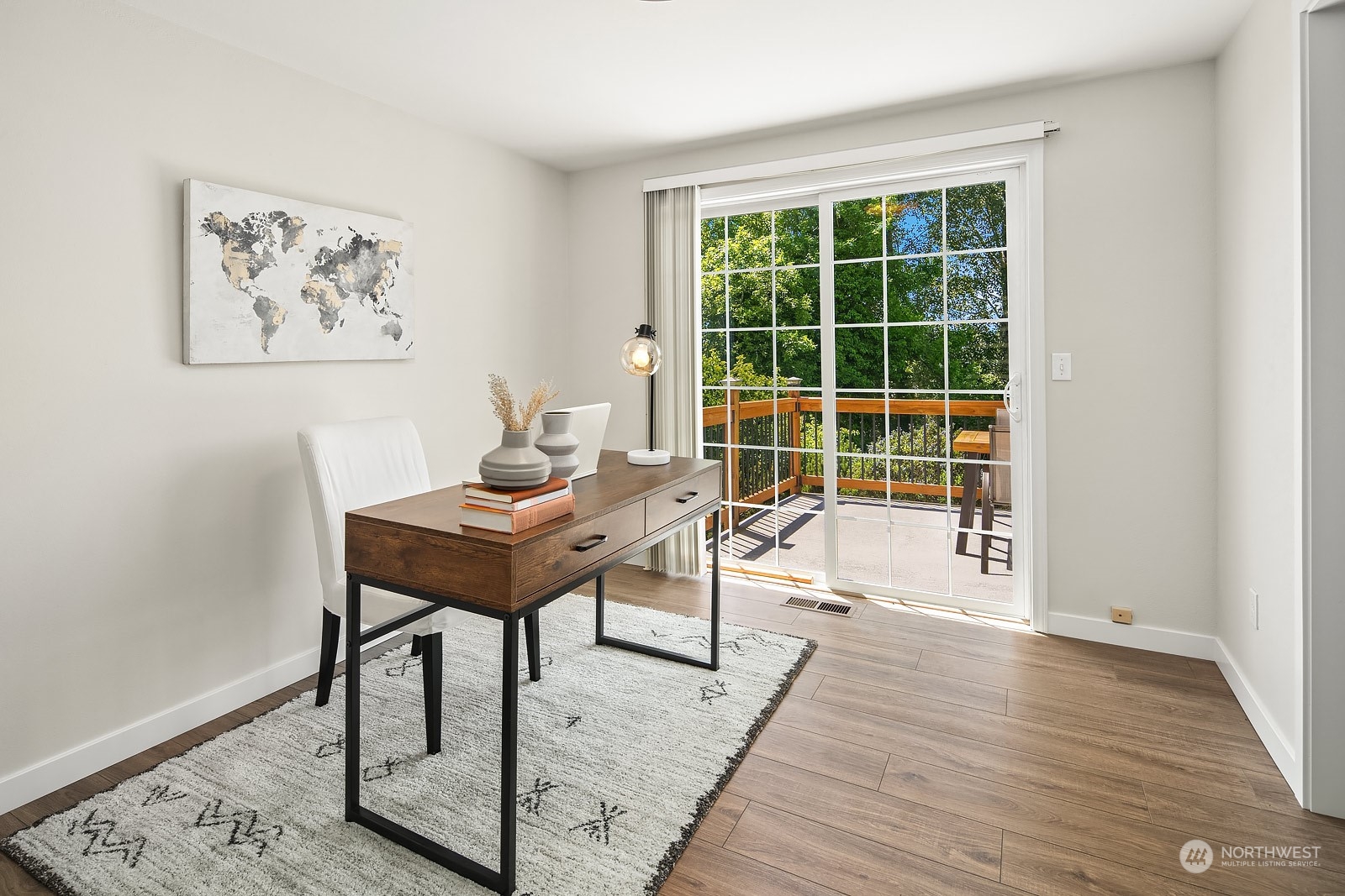 671 Blaine Avenue NE