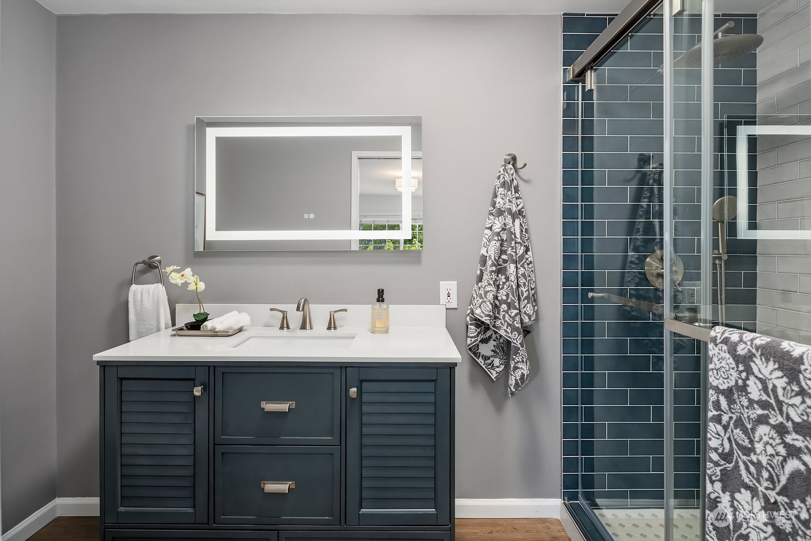 671 Blaine Avenue NE