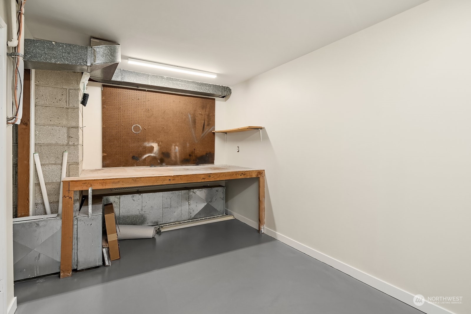 671 Blaine Avenue NE