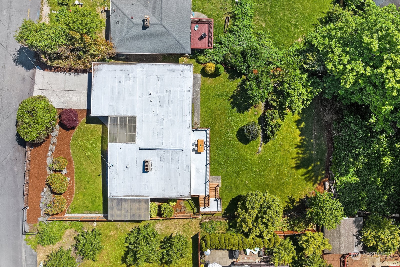 671 Blaine Avenue NE