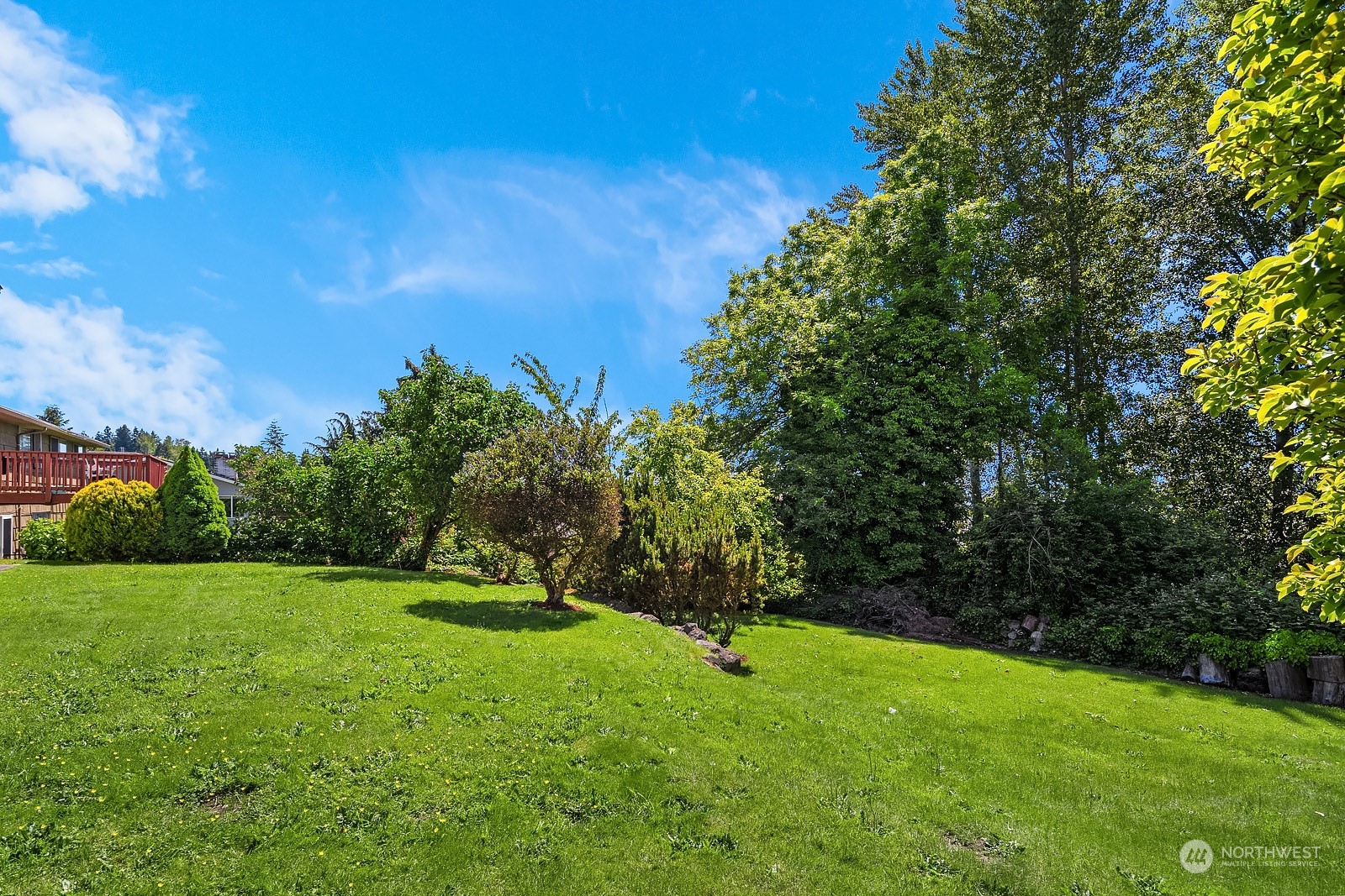 671 Blaine Avenue NE