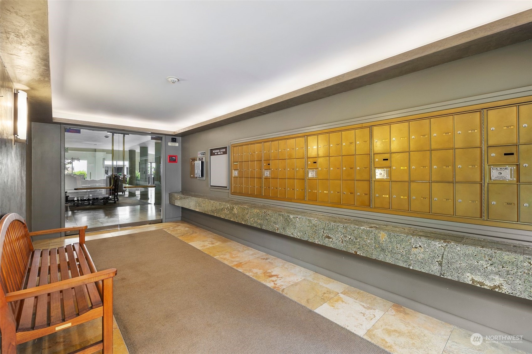 401 100th Avenue NE Unit: 124