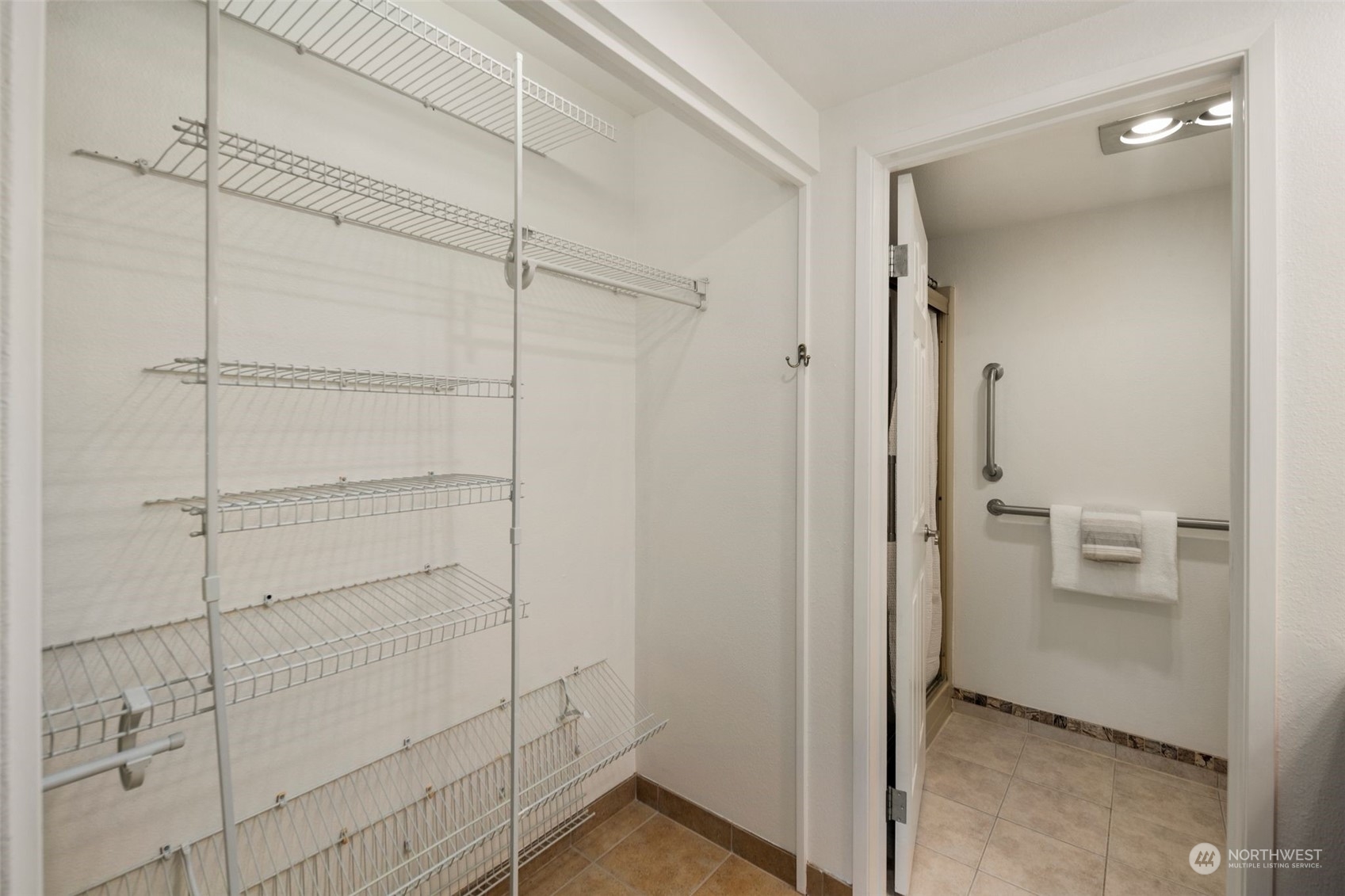 401 100th Avenue NE Unit: 124