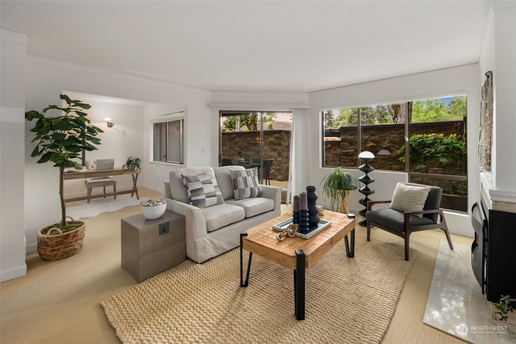 401 100th Avenue NE Unit: 124