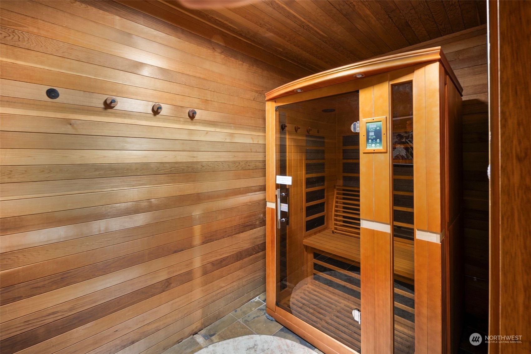 401 100th Avenue NE Unit: 124