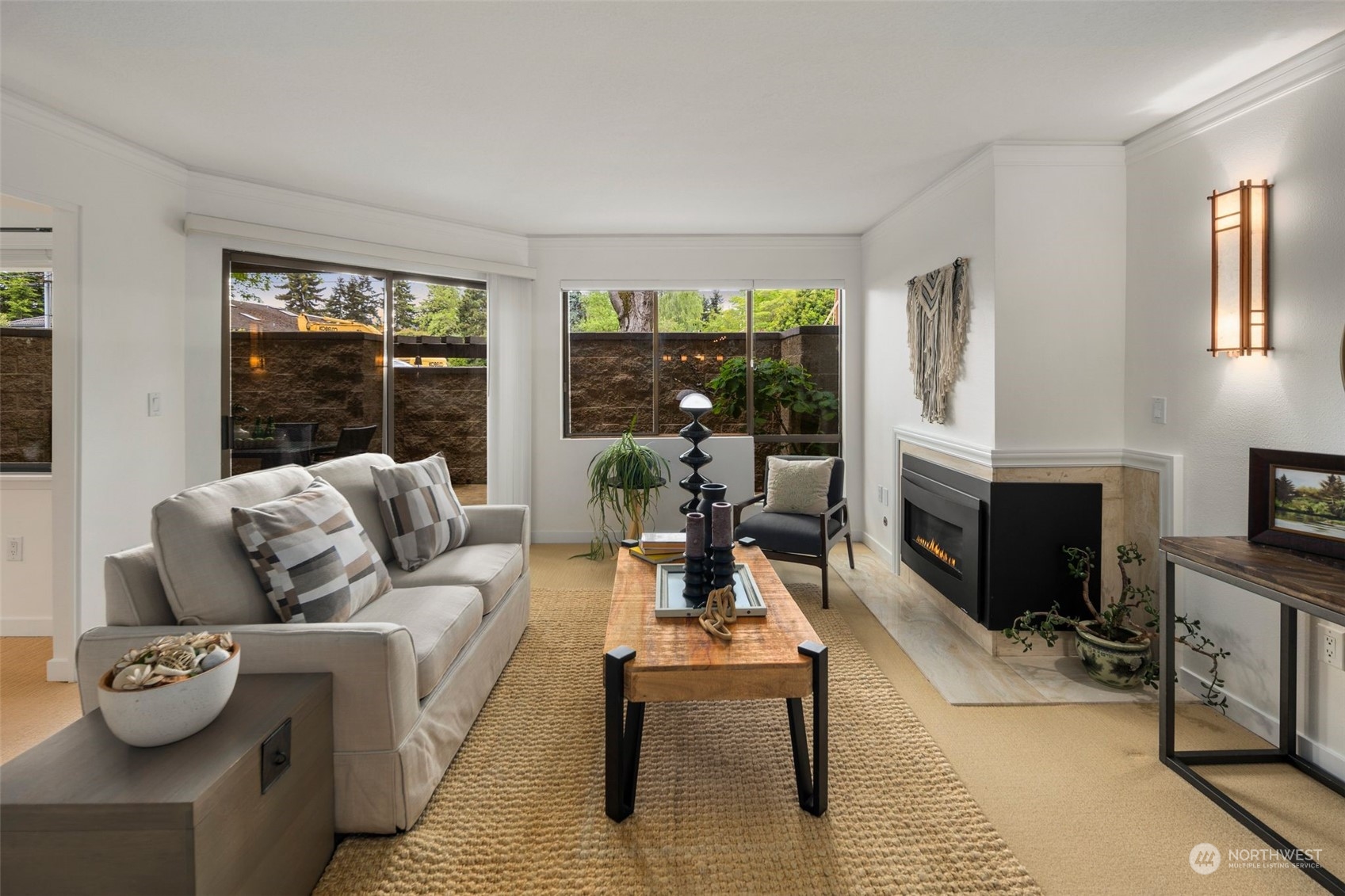 401 100th Avenue NE Unit: 124