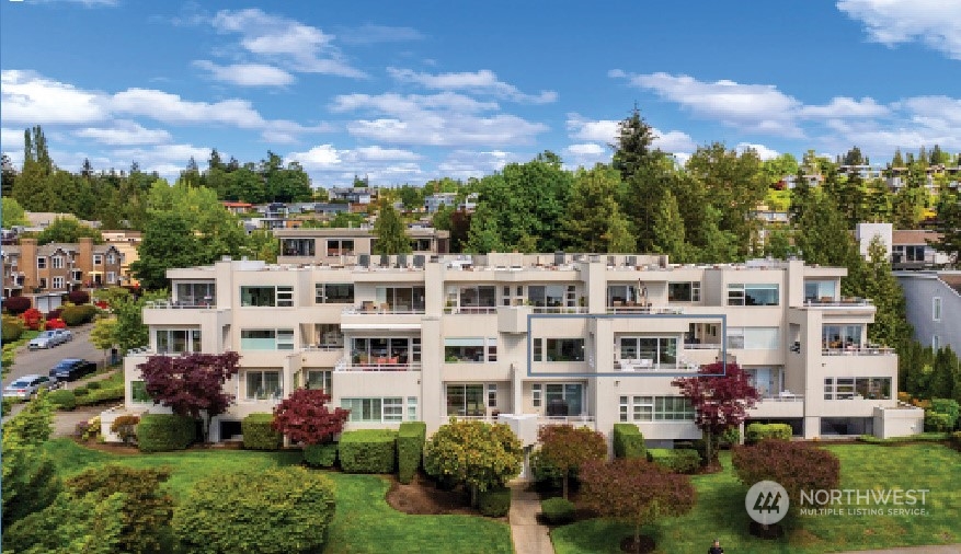 10115 NE 62nd Street Unit: 301