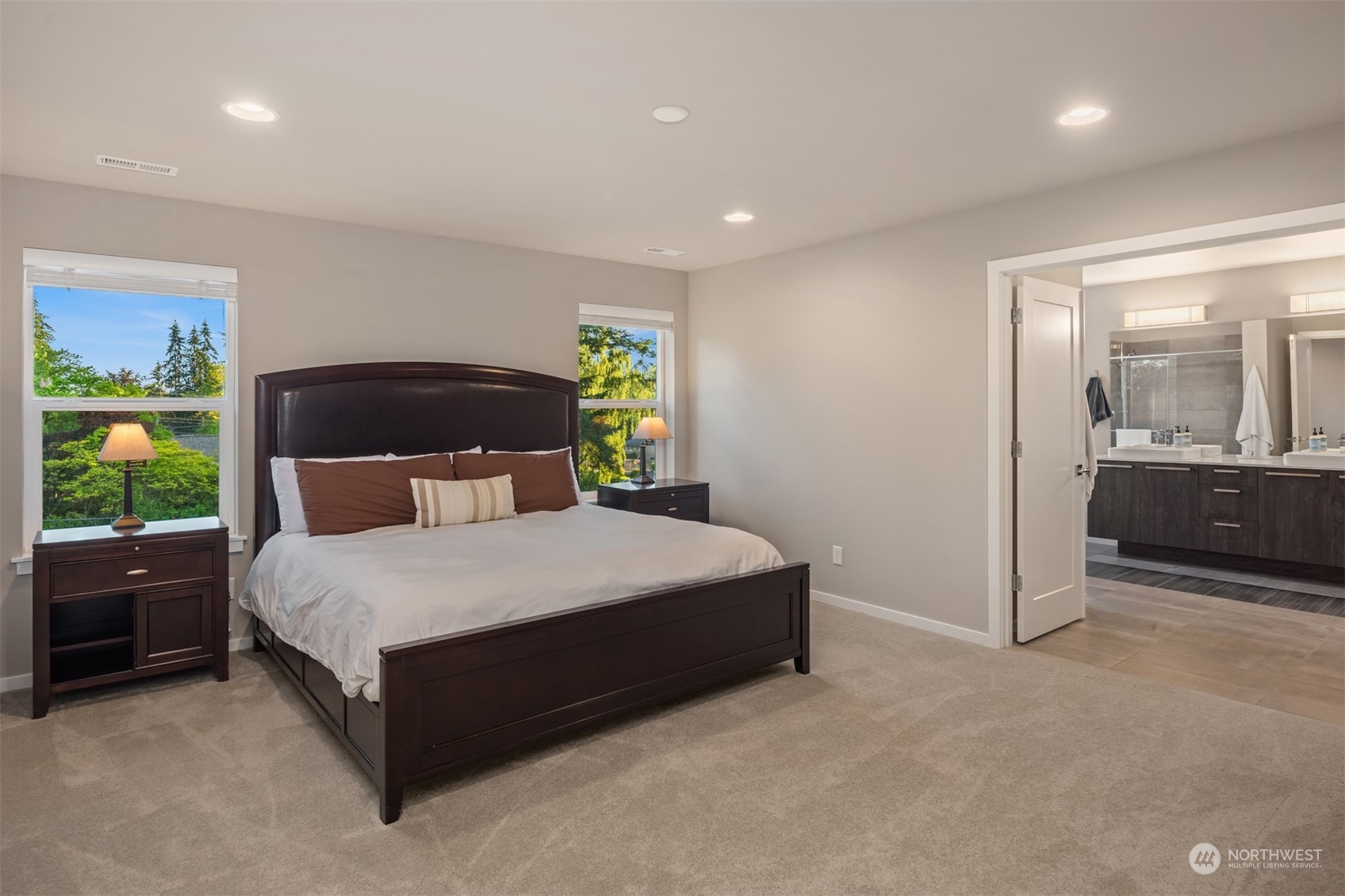 1938 Olympia Court SE