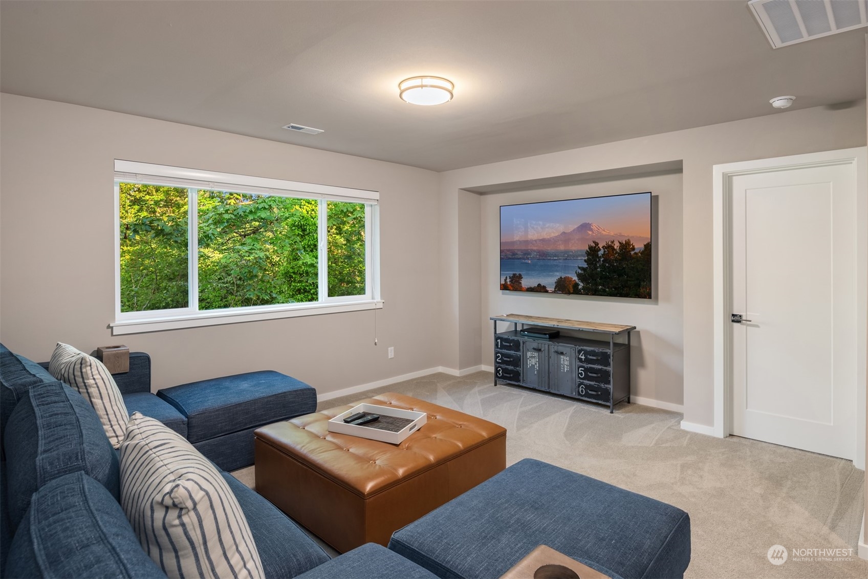 1938 Olympia Court SE