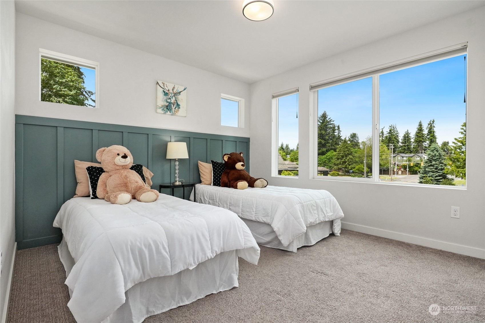 18322 1st Avenue NE Unit: A