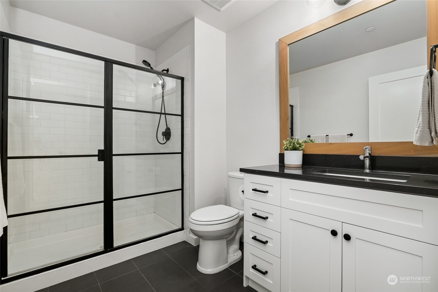 18322 1st Avenue NE Unit: A