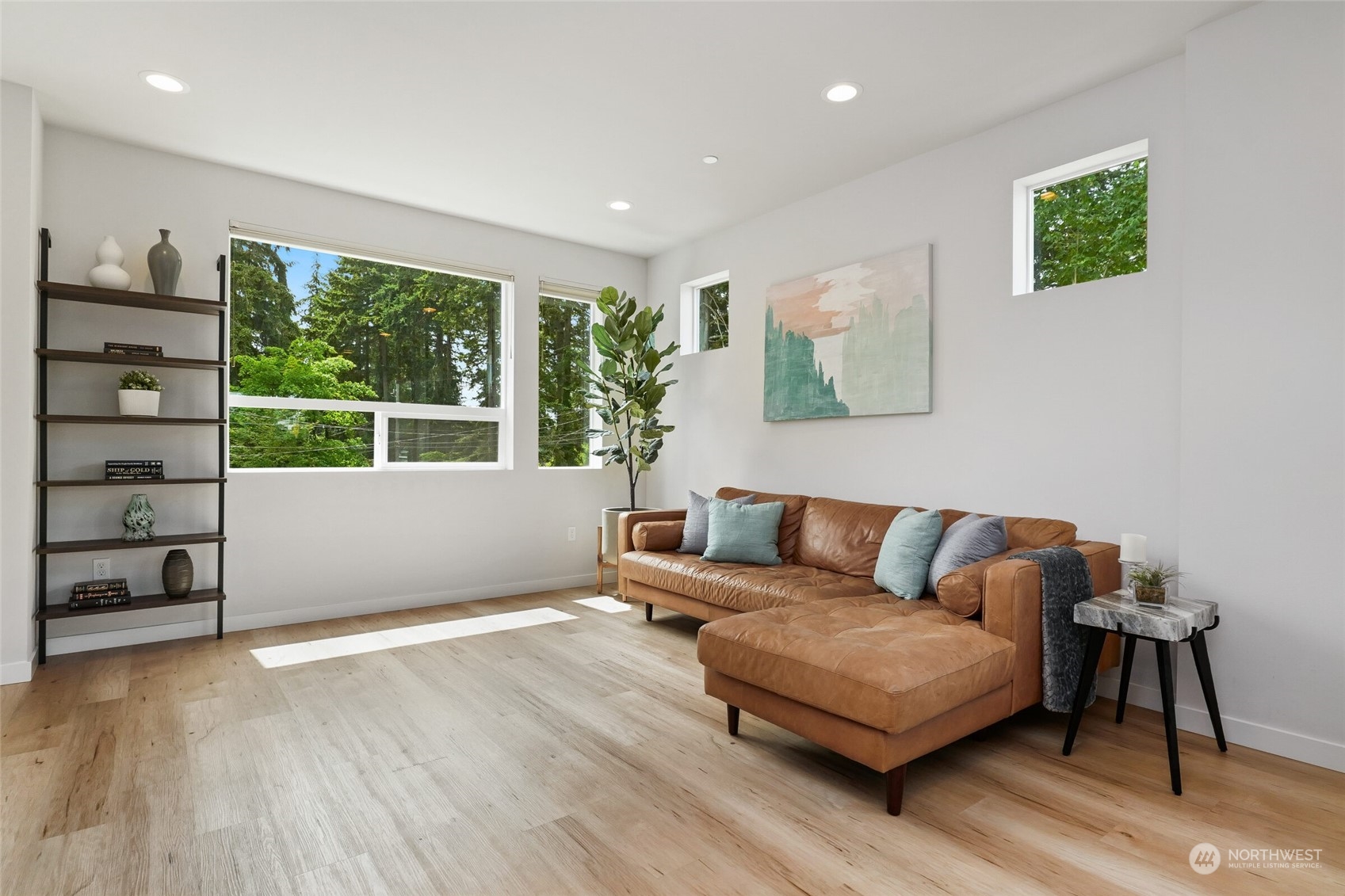 18322 1st Avenue NE Unit: A