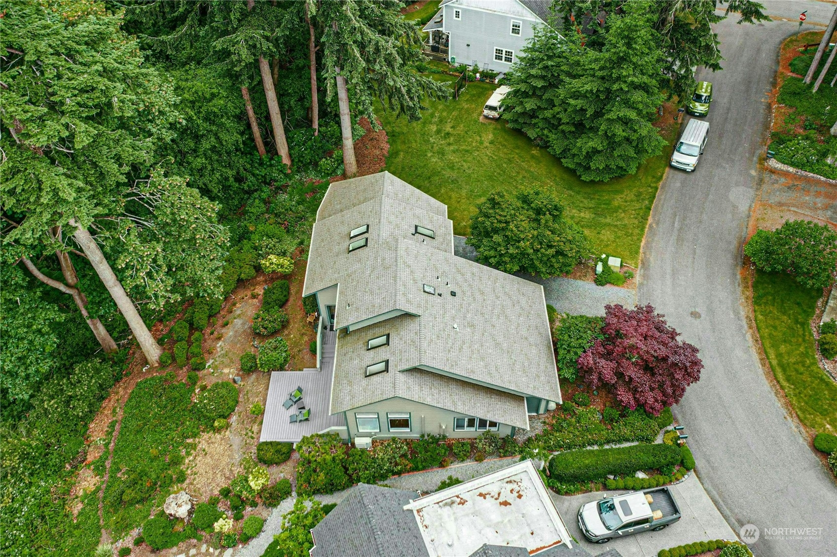 312 Noblecliff Place