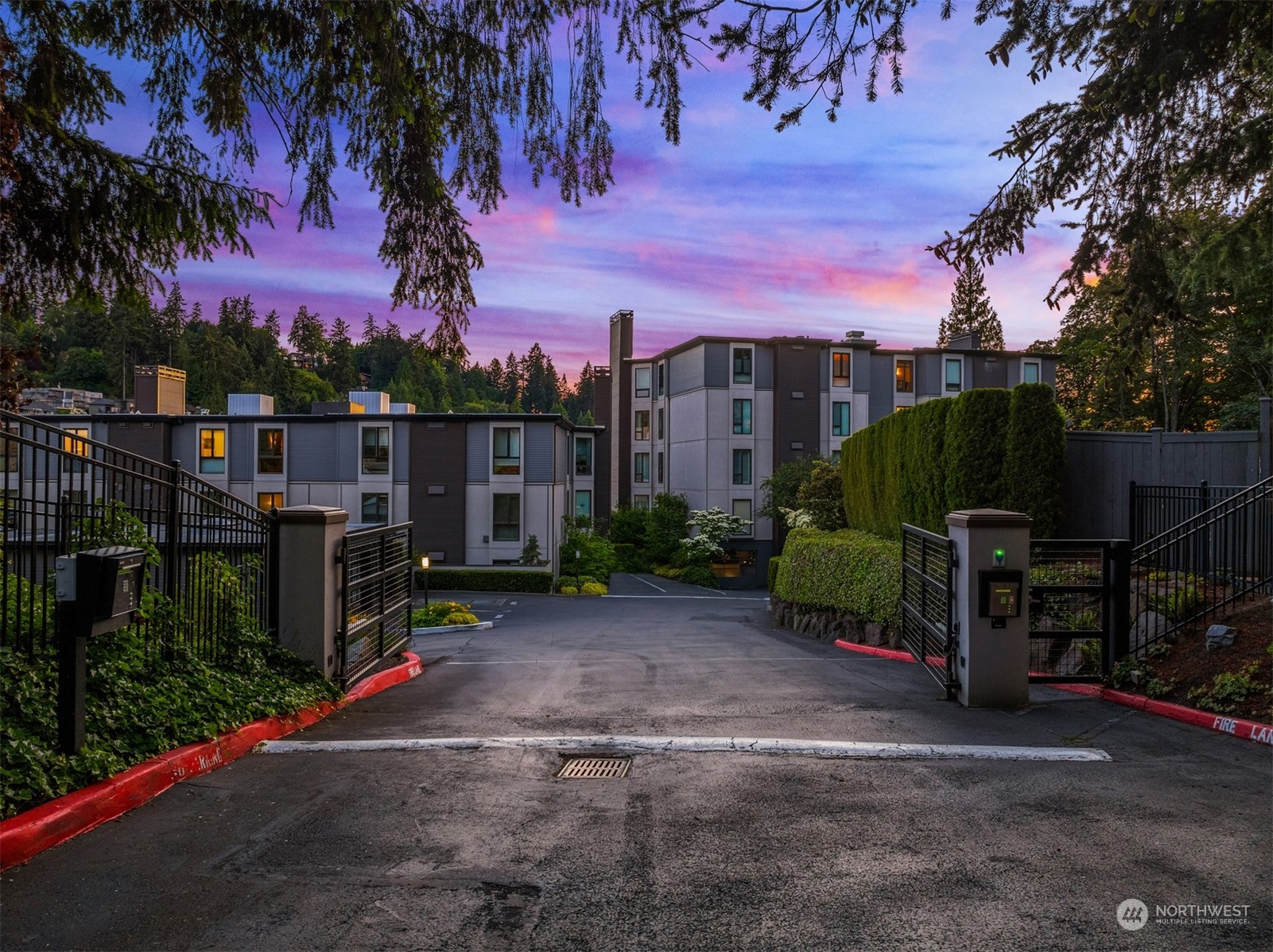 101 101st Avenue SE Unit: 302B