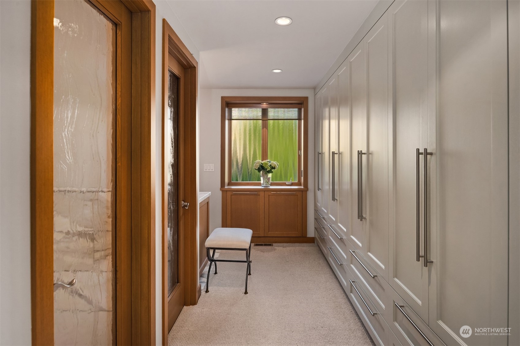 101 101st Avenue SE Unit: 302B
