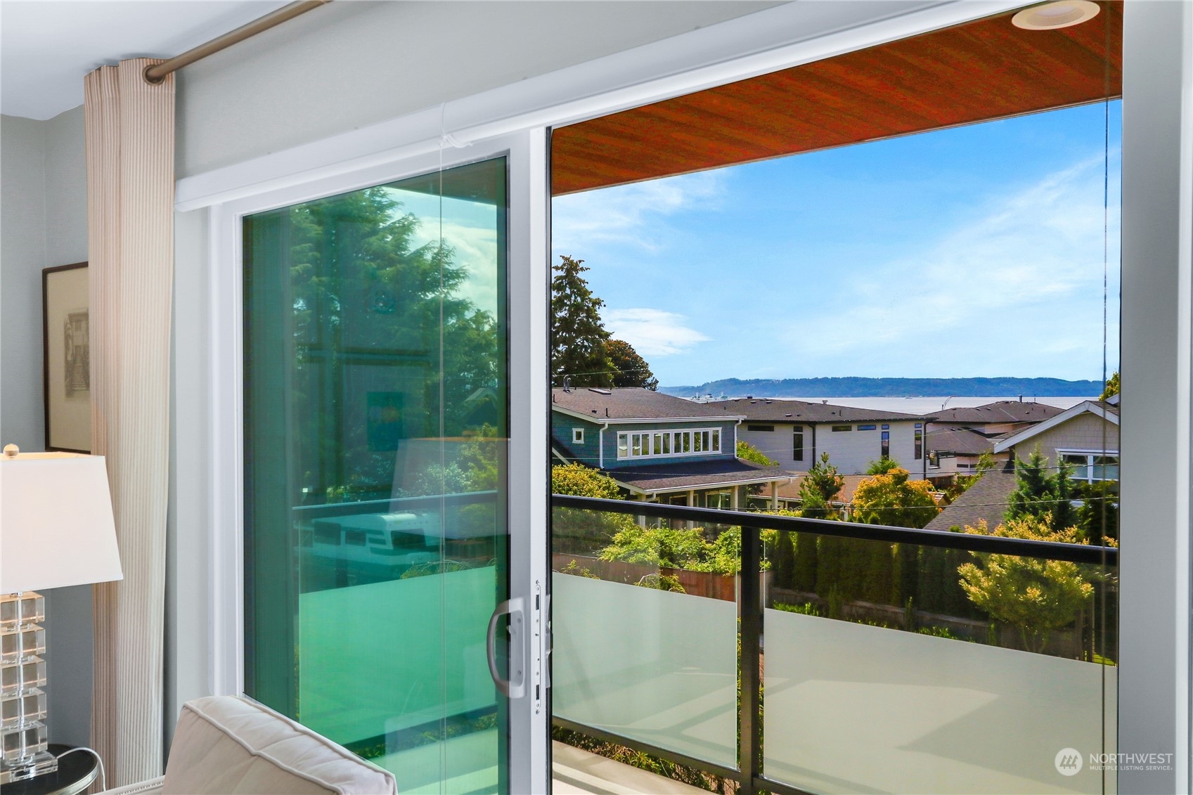 300 2nd Avenue N Unit: 2C