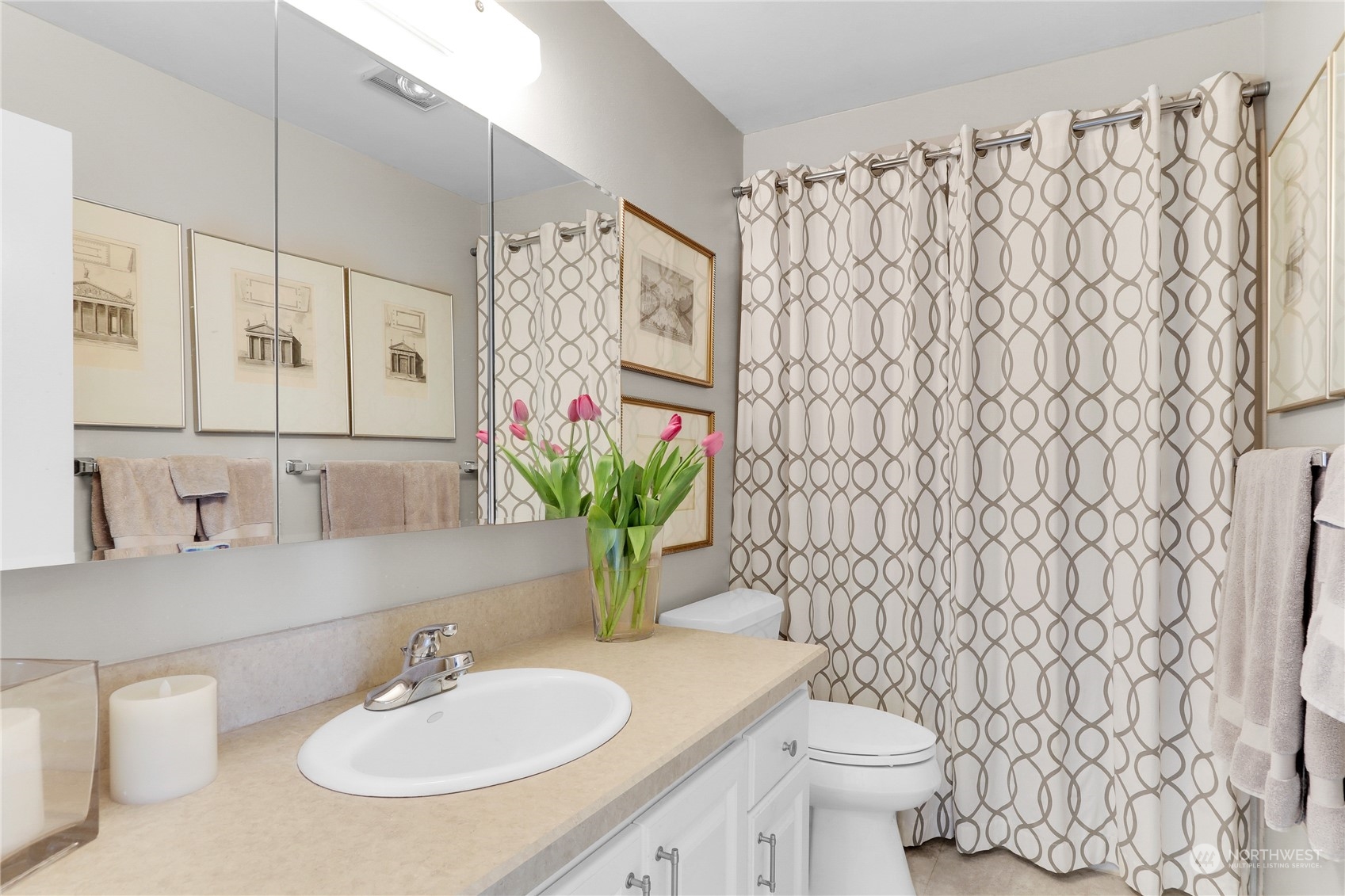 300 2nd Avenue N Unit: 2C