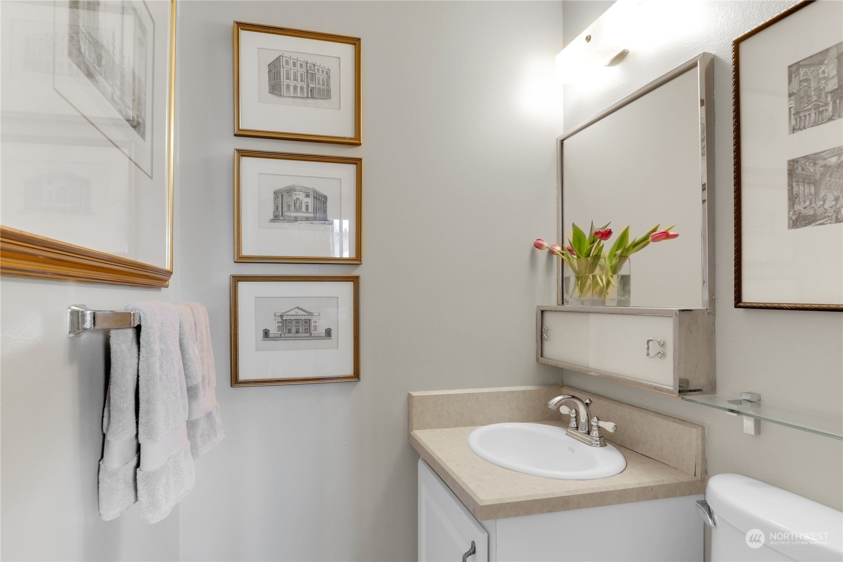 300 2nd Avenue N Unit: 2C