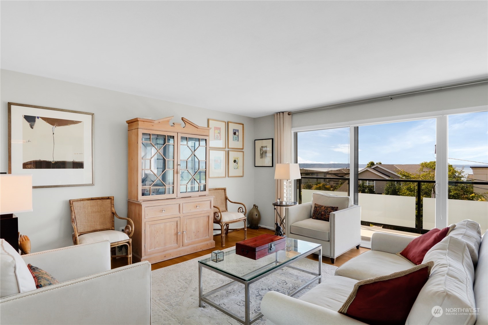 300 2nd Avenue N Unit: 2C