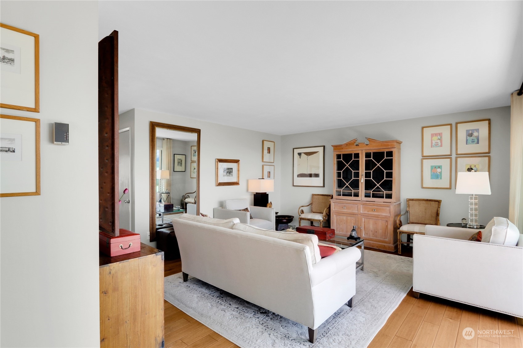 300 2nd Avenue N Unit: 2C