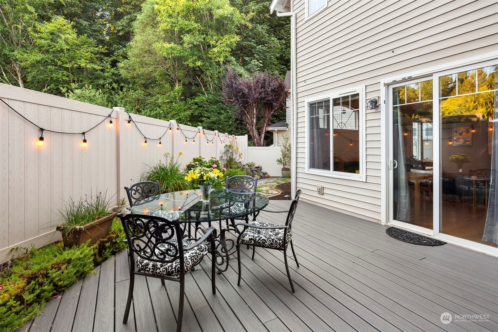 205 Newport Way NW Unit: D2
