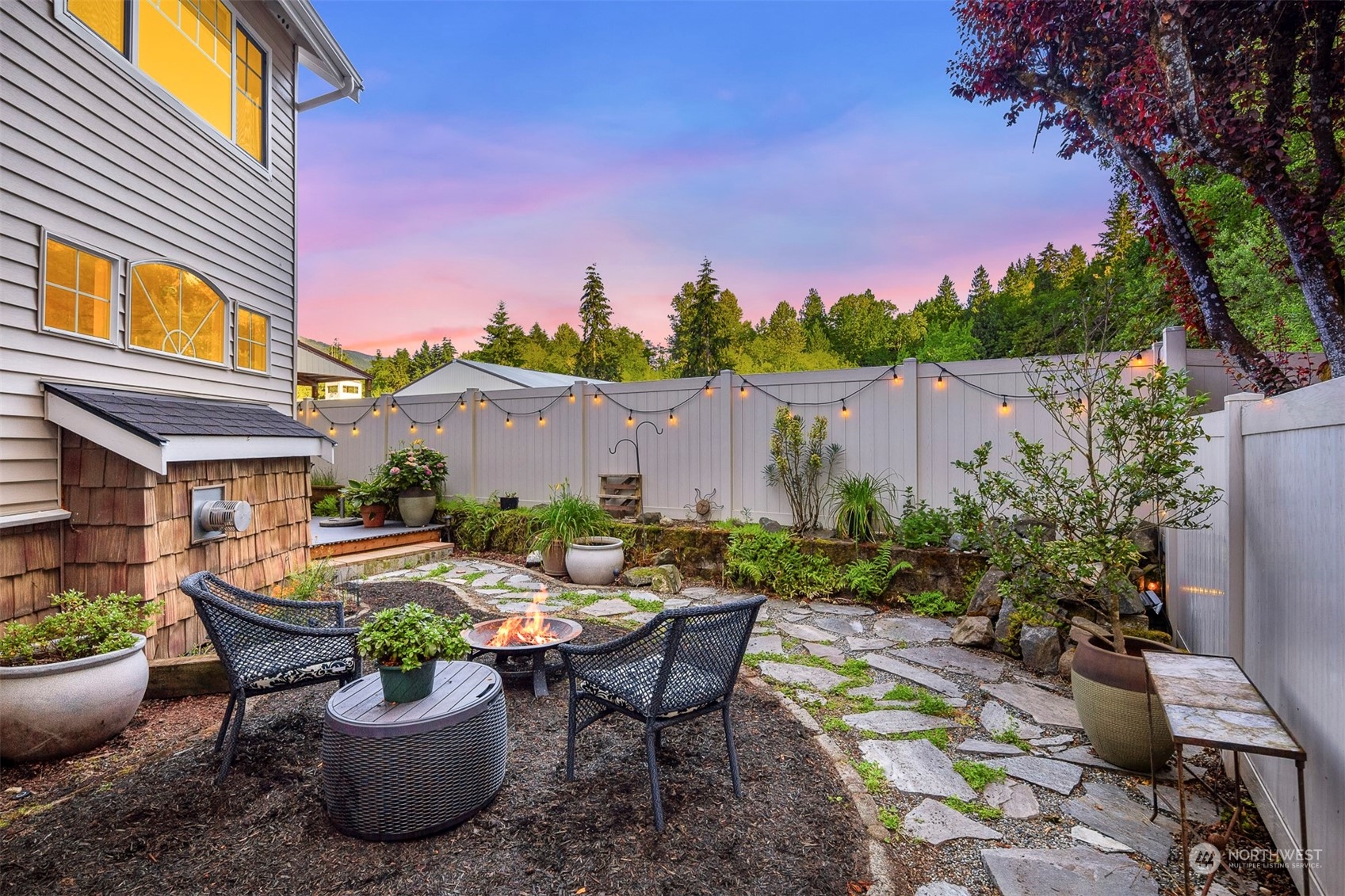 205 Newport Way NW Unit: D2