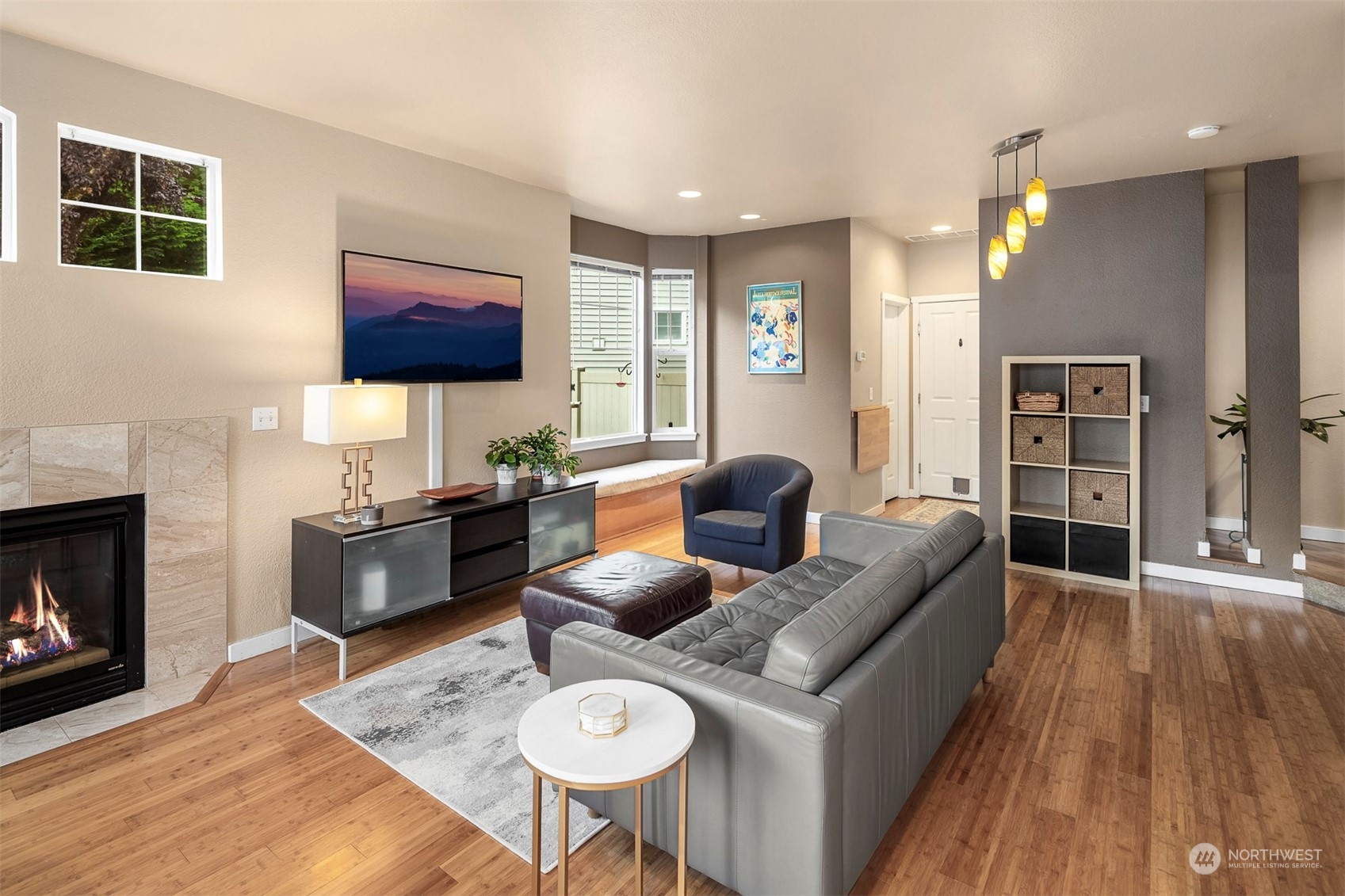 205 Newport Way NW Unit: D2