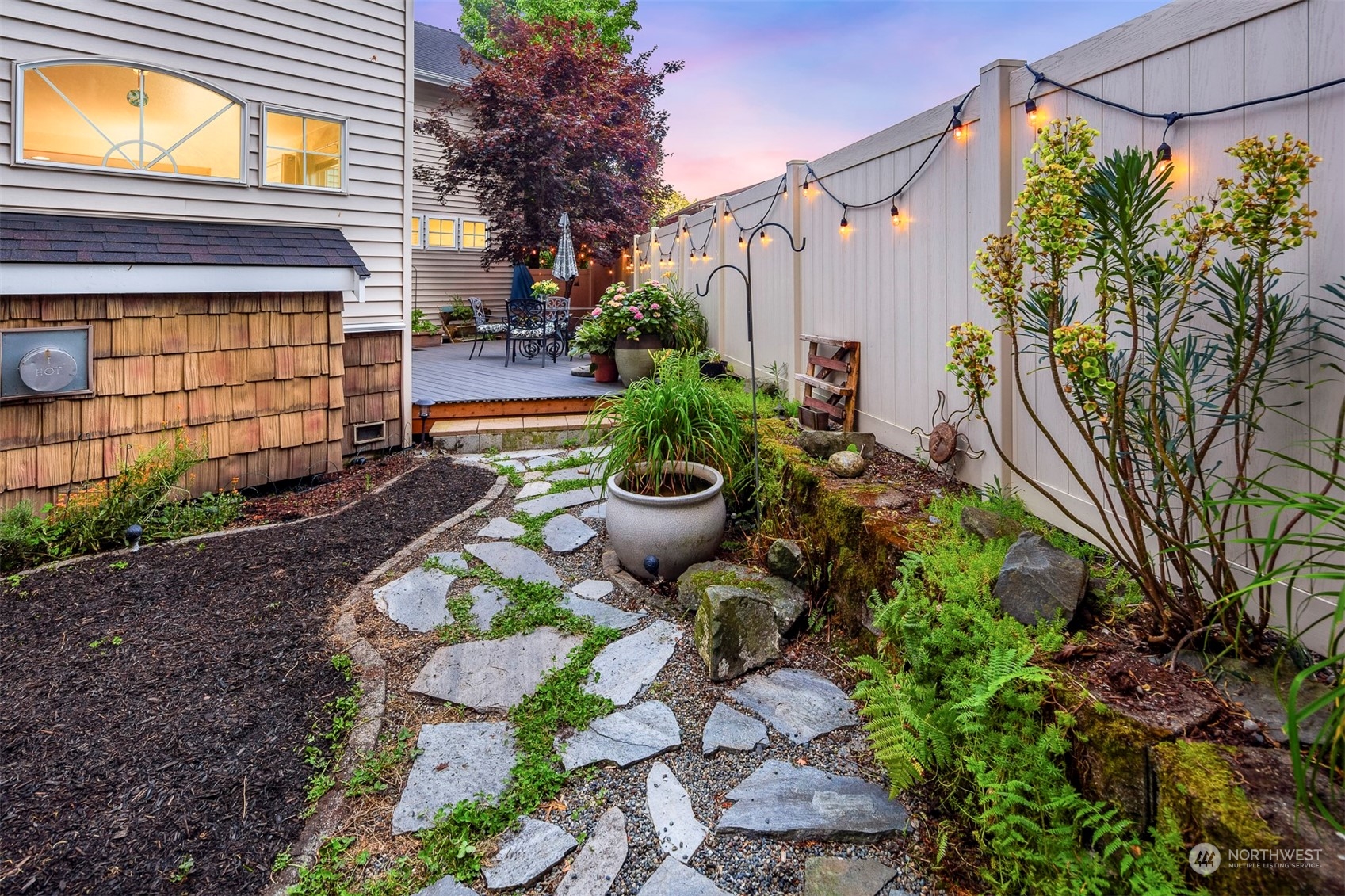 205 Newport Way NW Unit: D2
