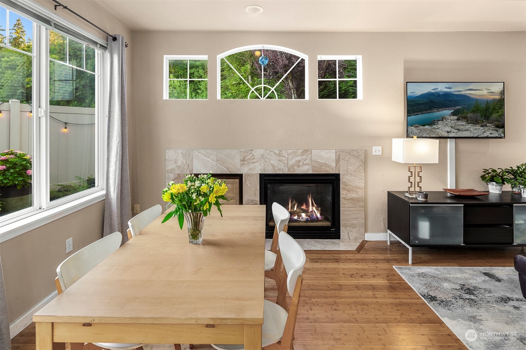 205 Newport Way NW Unit: D2