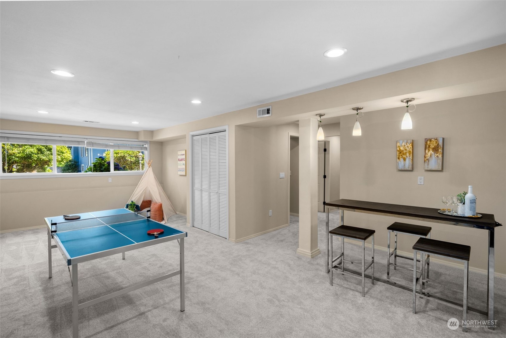 2119 166th Place NE
