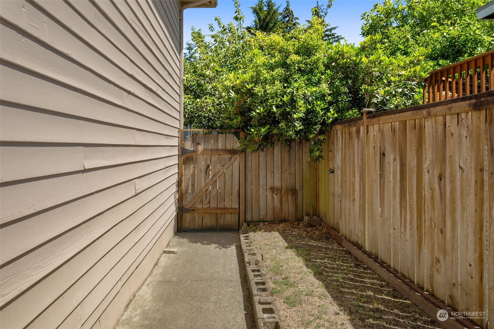 2119 166th Place NE