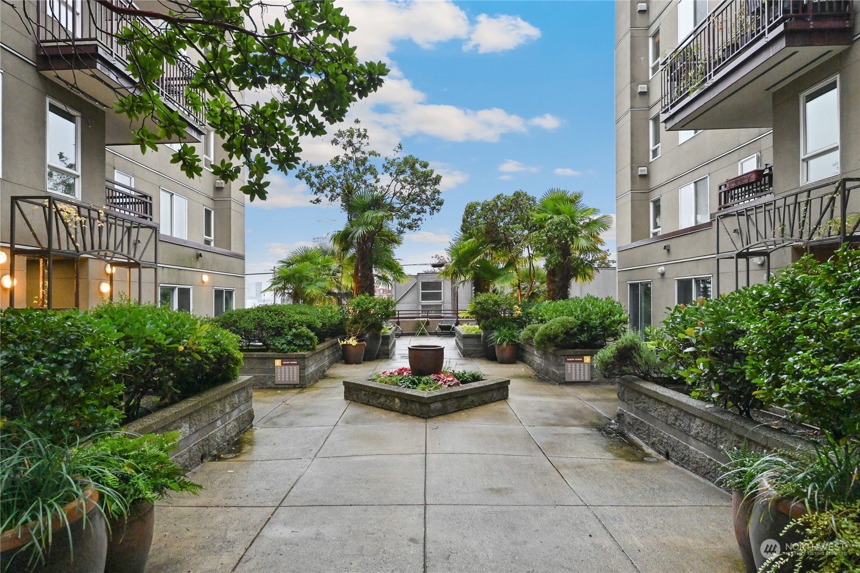 1711 E Olive Way Unit: 406