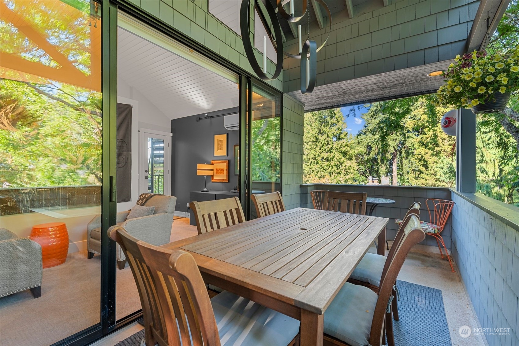 4232 NE 88th Street